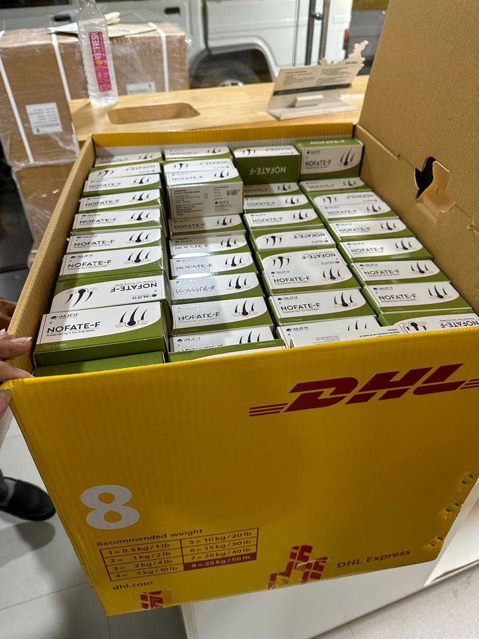 DHL Box Image 2